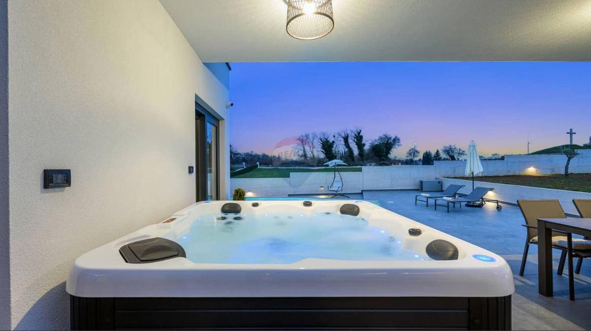 Istria, Žminj - Moderna casa a un piano con piscina, palestra e sauna