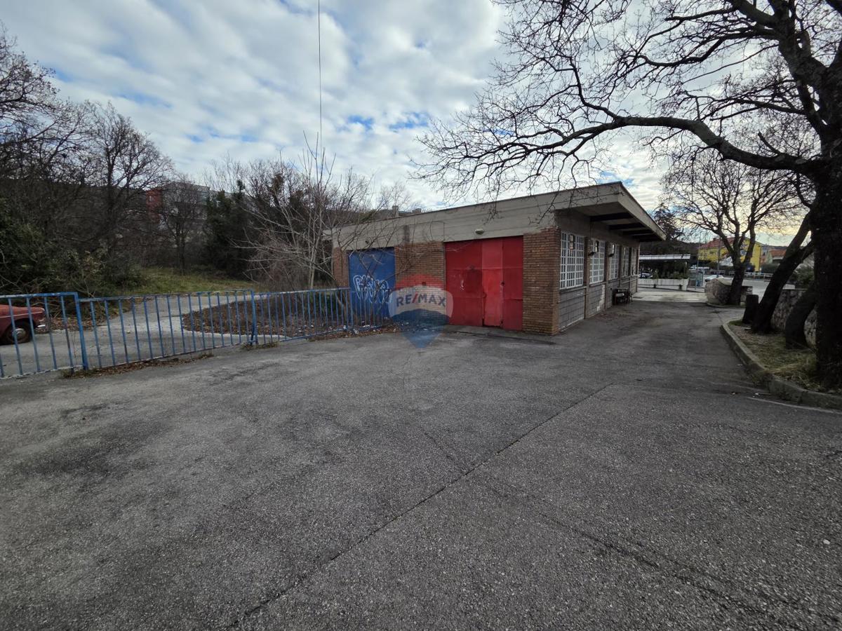 Attività commerciale Kostrena, 350m2