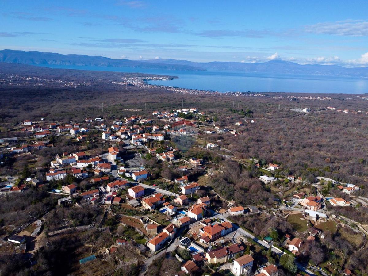 Dobrinj, Gabonjin – Terreno edificabile, 914 m²