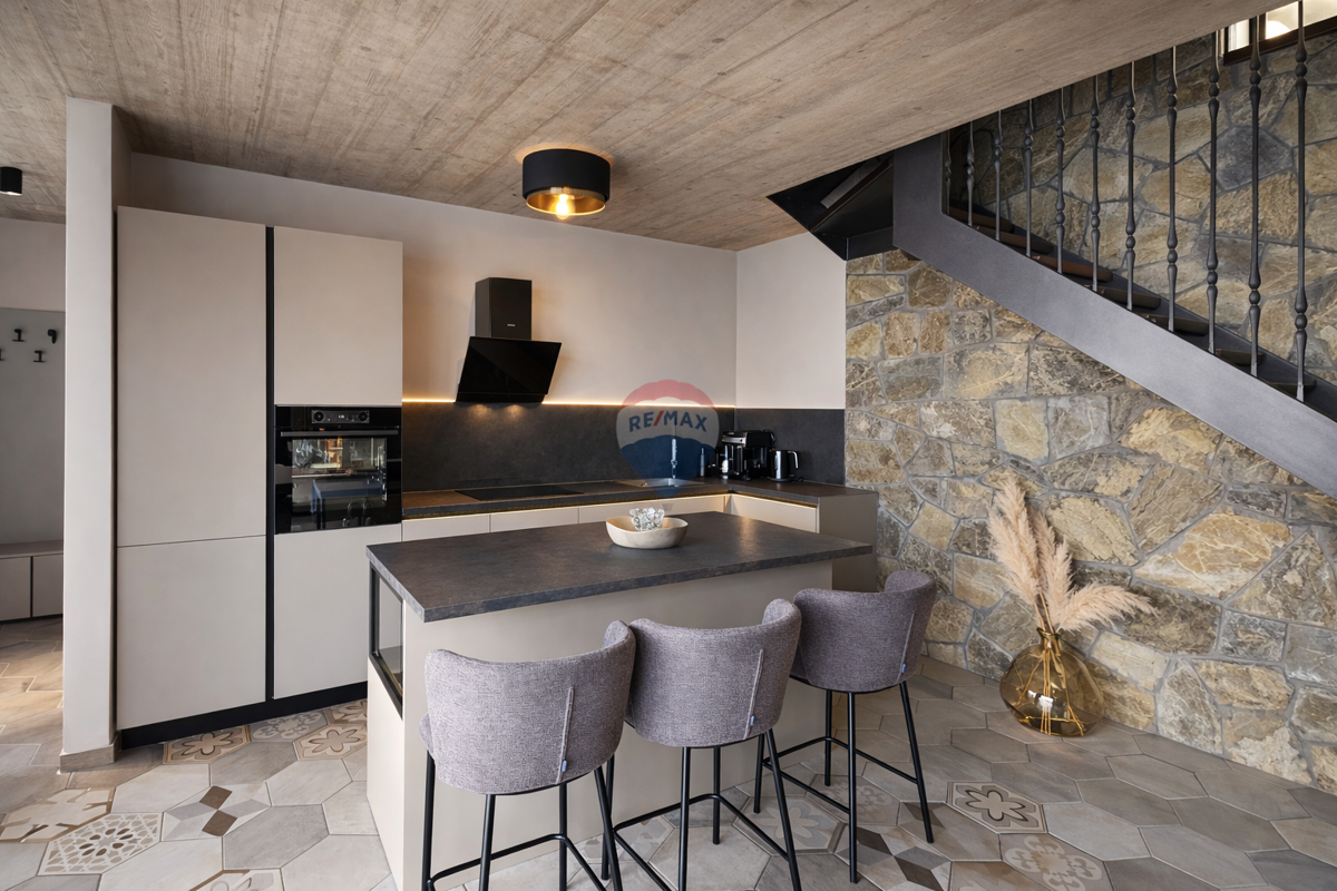 Casa Poljane, Opatija - Okolica, 250m2