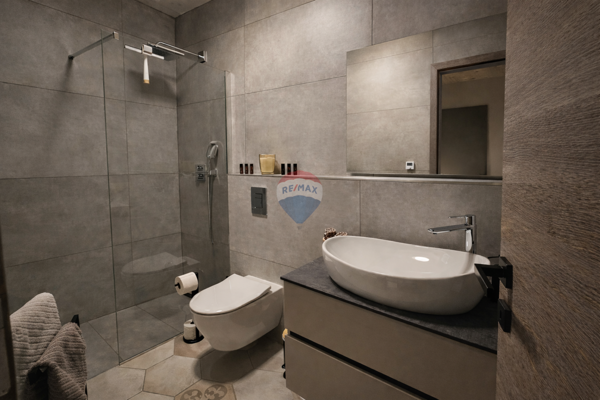 Casa Poljane, Opatija - Okolica, 250m2