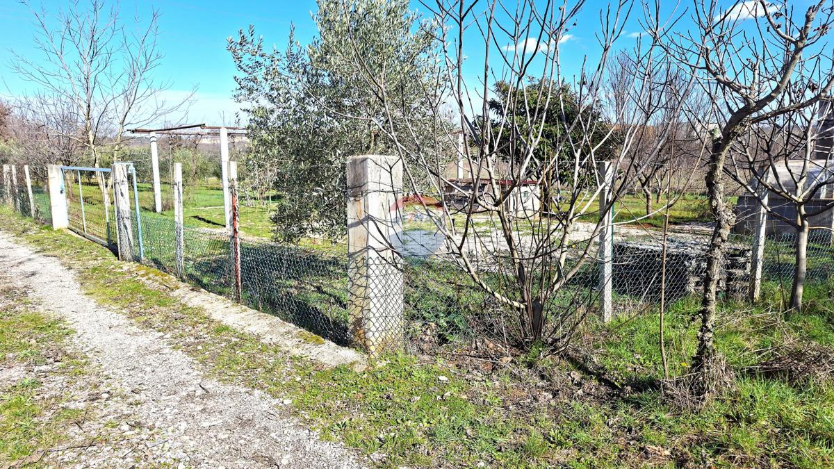 Terreno non edificabile Materada, Umag, 4.260m2