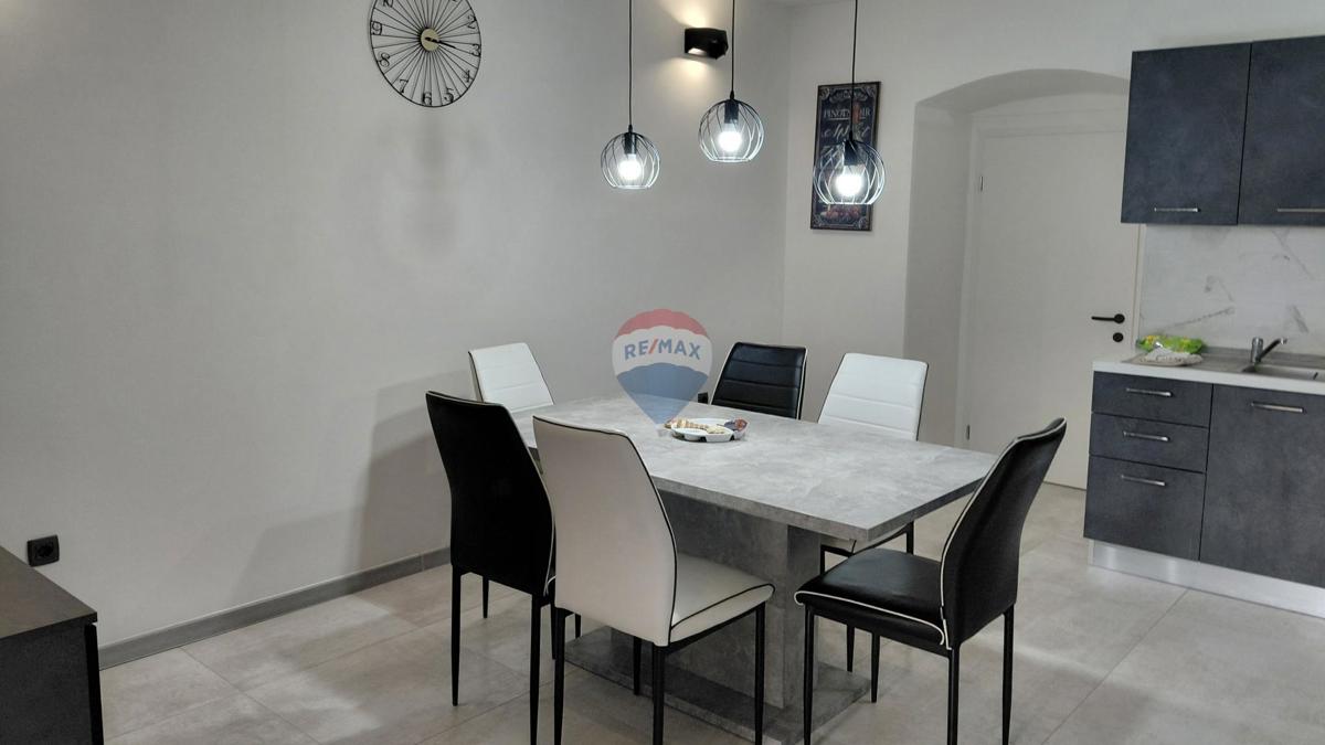 Appartamento Centar, Rijeka, 75m2