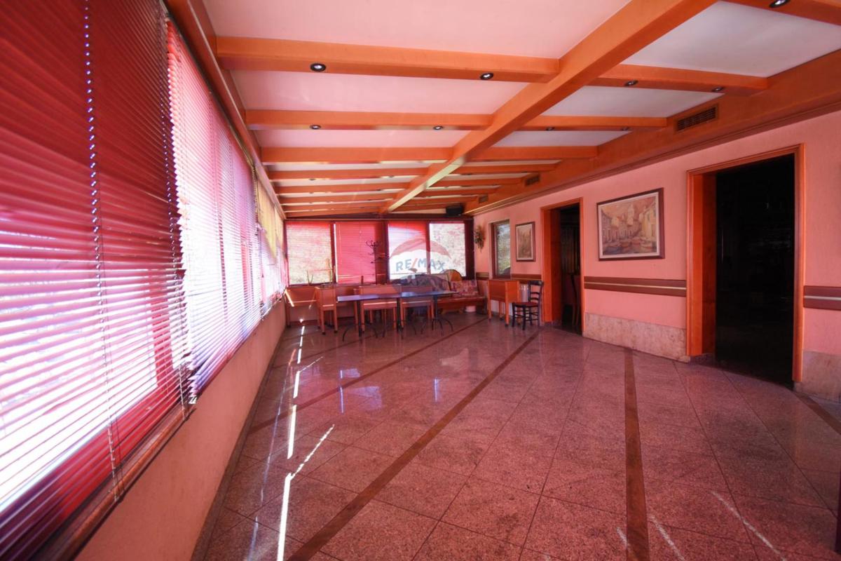 Attività commerciale Viškovo, 560.000m2