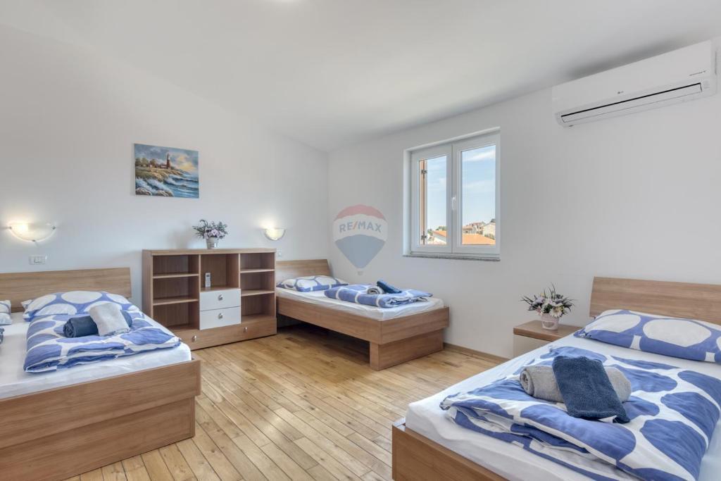 Villa Singola/Casa Vacanza okolica Pule, Pula, 350m2