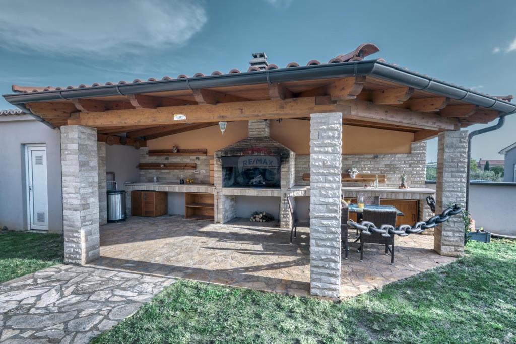 Villa Singola/Casa Vacanza okolica Pule, Pula, 350m2