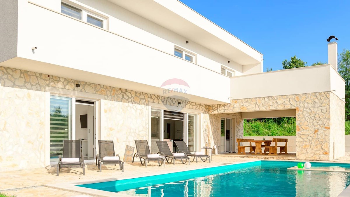 Villa Singola/Casa Vacanza Juršići, Svetvinčenat, 243m2