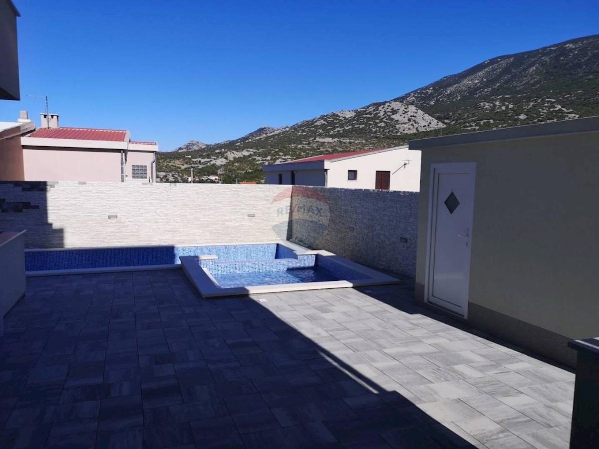 Villa Singola/Casa Vacanza Cesarica, Karlobag, 565m2