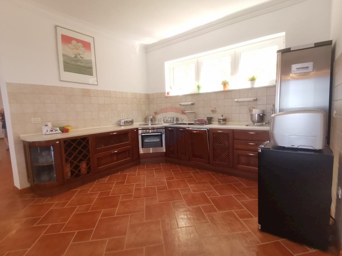 Villa Singola/Casa Vacanza Krk, 450m2