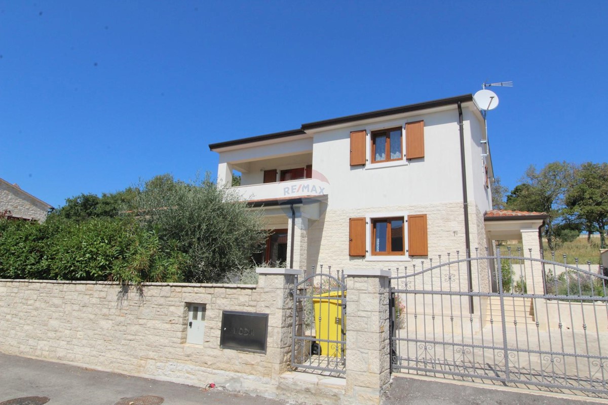 Villa Singola/Casa Vacanza Kaštelir, Kaštelir-Labinci, 170m2