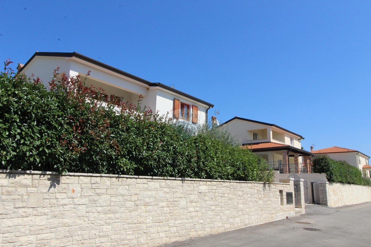 Villa Singola/Casa Vacanza Kaštelir, Kaštelir-Labinci, 170m2