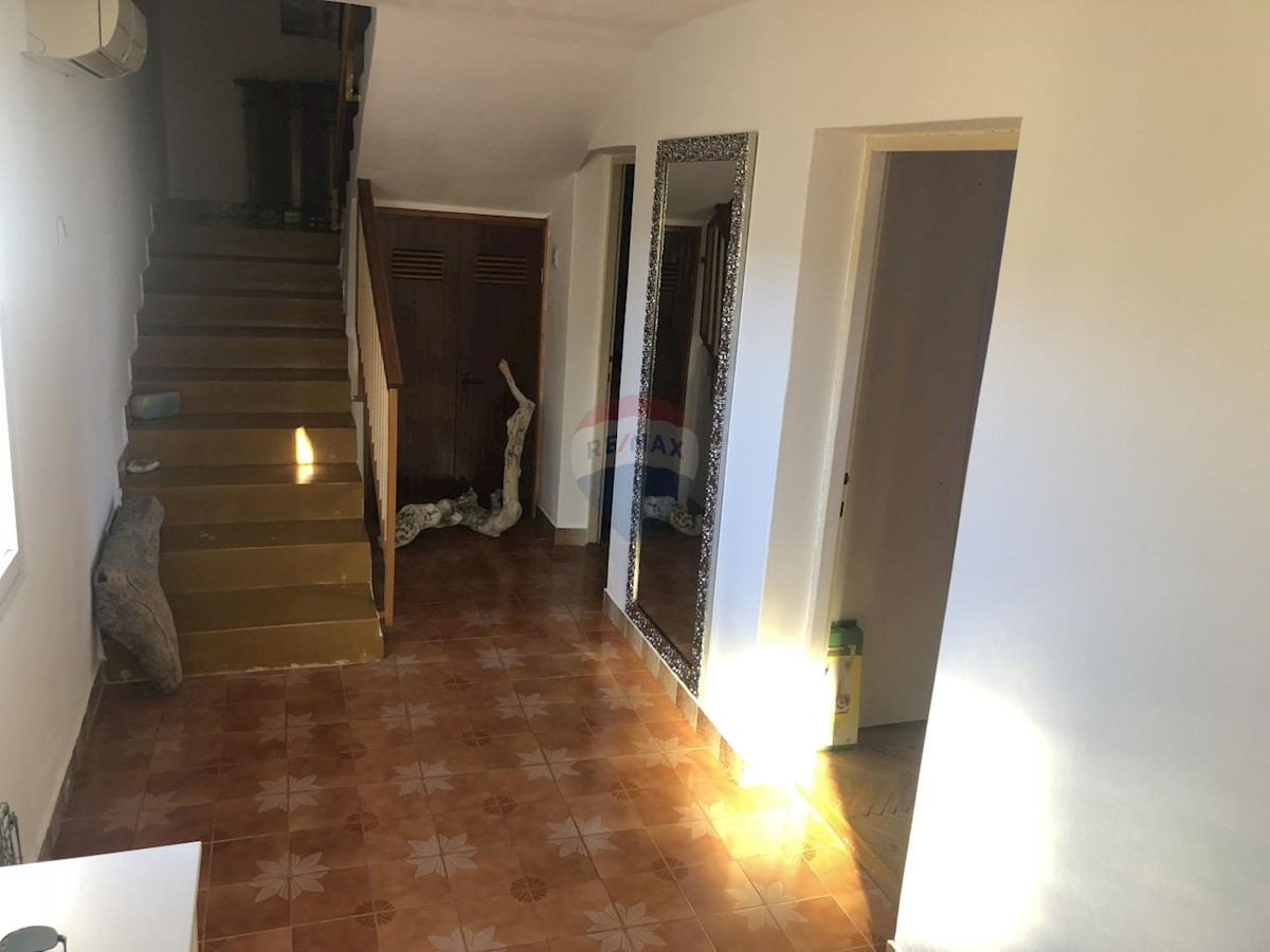 Villa Singola/Casa Vacanza Baška, 100m2