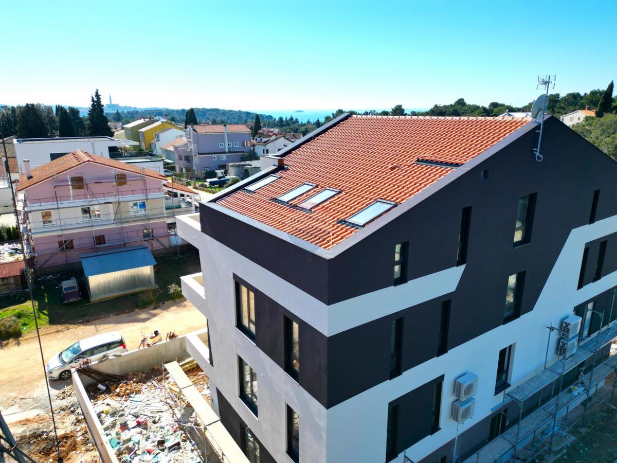 Rovigno - Appartamento di nuova costruzione + posto auto + giardino di 200 m² - vicino al mare