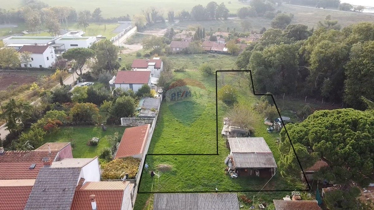 Terreno edificabile Dajla, Novigrad, 1.444m2