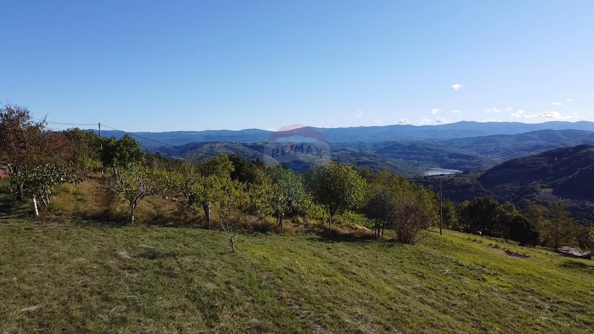 Terreno edificabile Zamask, Pazin - Okolica, 1.277m2