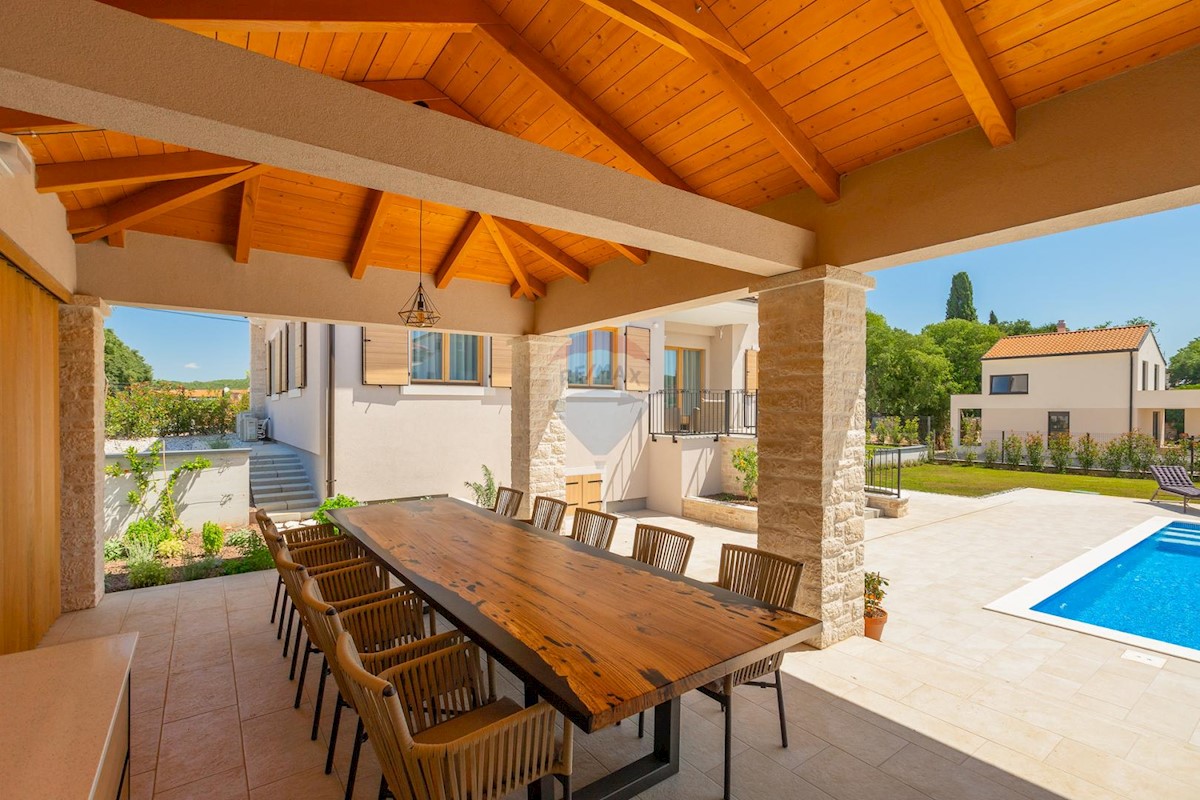 Casa Rovinjsko Selo, Rovinj, 460m2