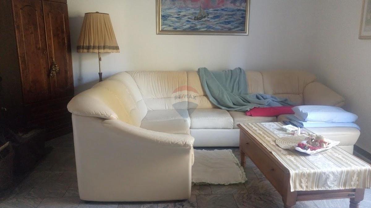 Appartamento Centar, Pula, 82,07m2