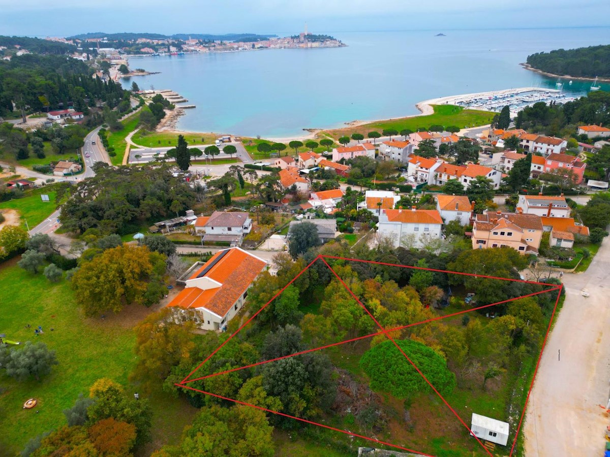 Terreno edificabile Rovinj, 3.100m2