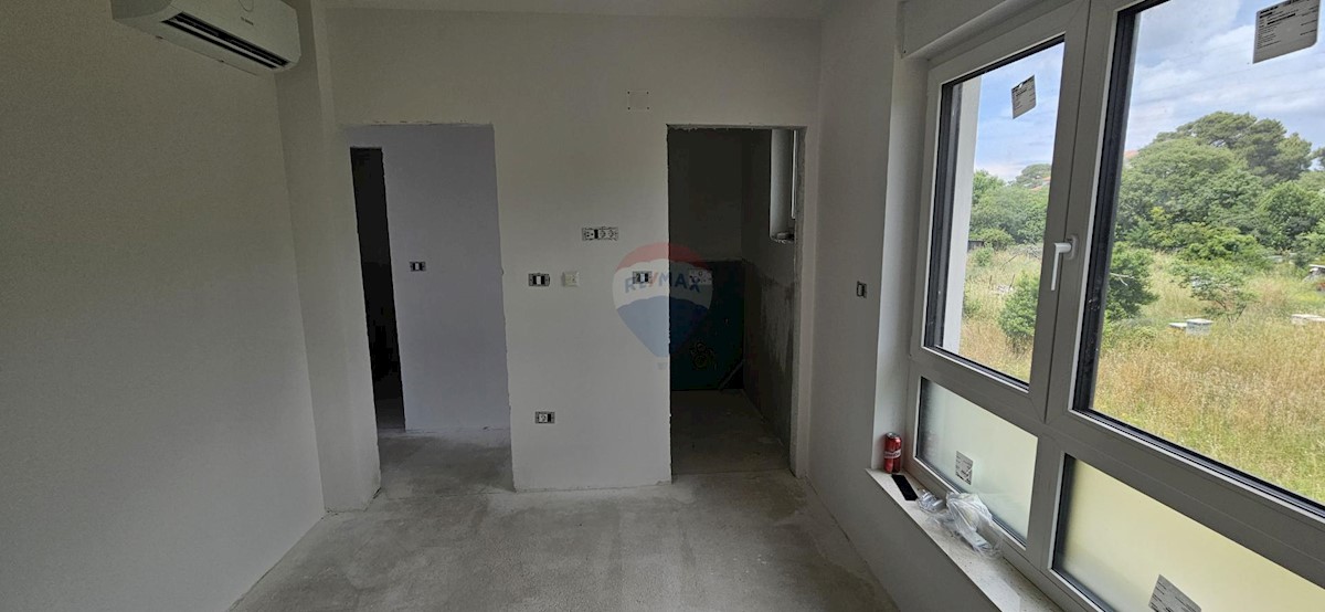 Appartamento Širi centar, Pula, 95m2