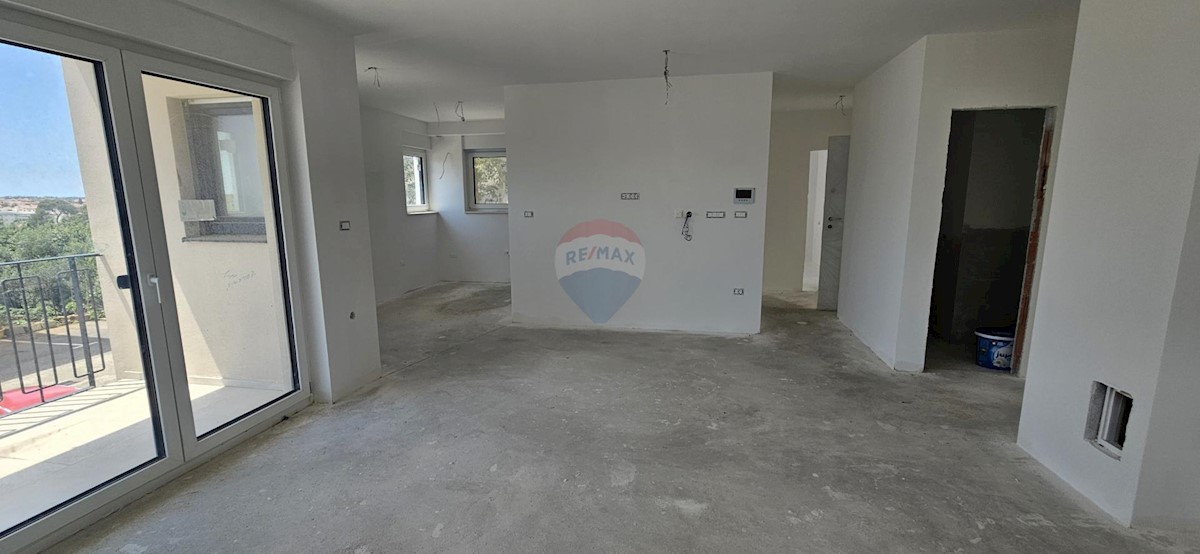 Appartamento Širi centar, Pula, 95m2