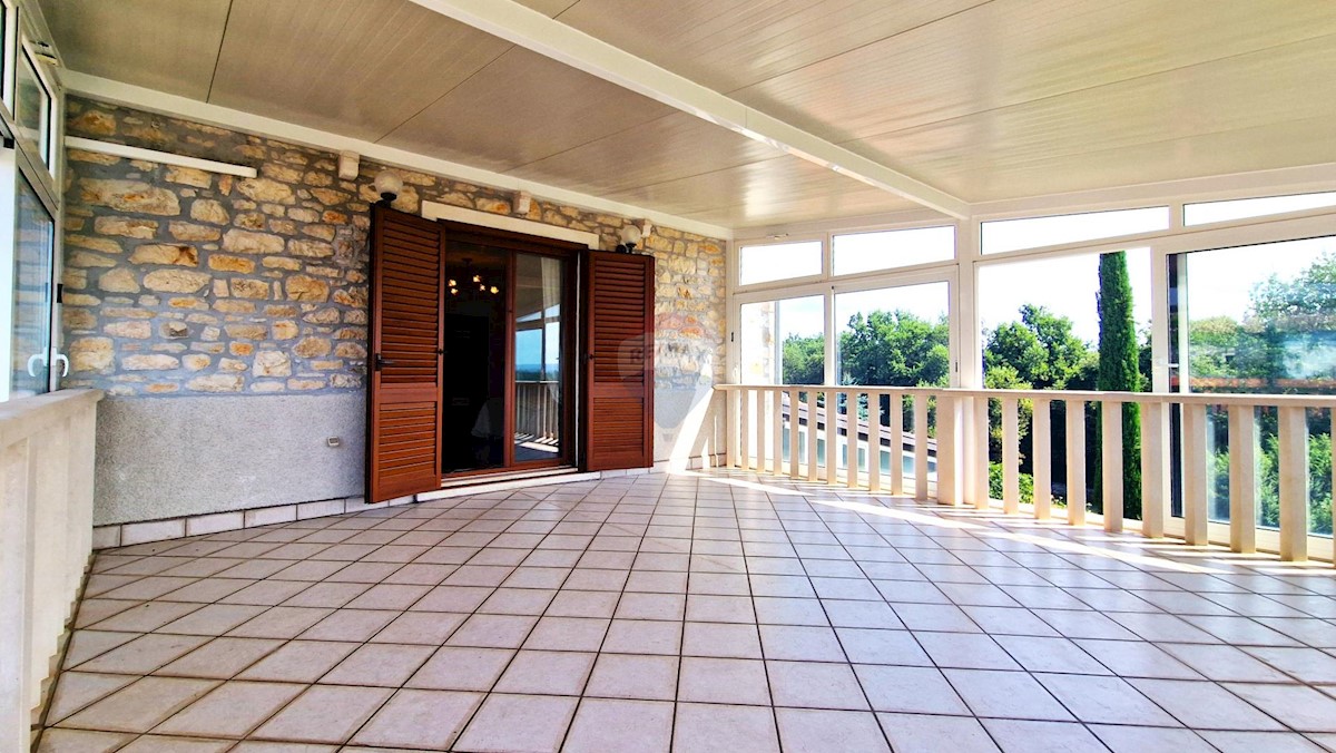 Casa Brtonigla, 600m2