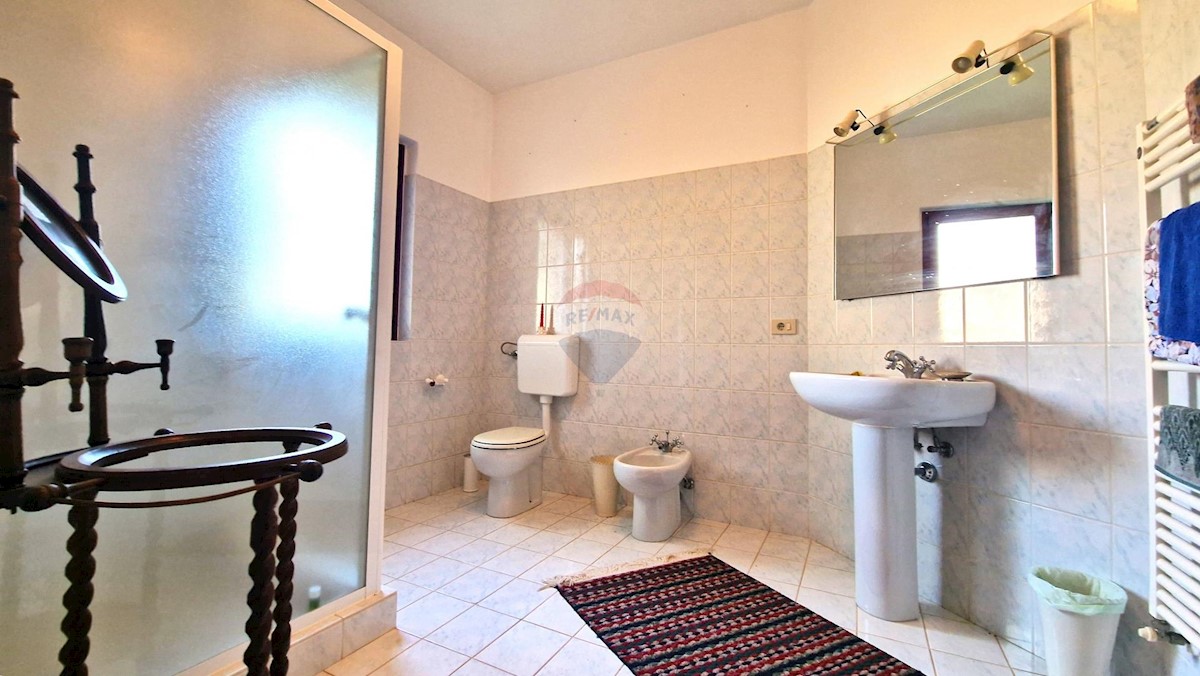 Casa Brtonigla, 600m2