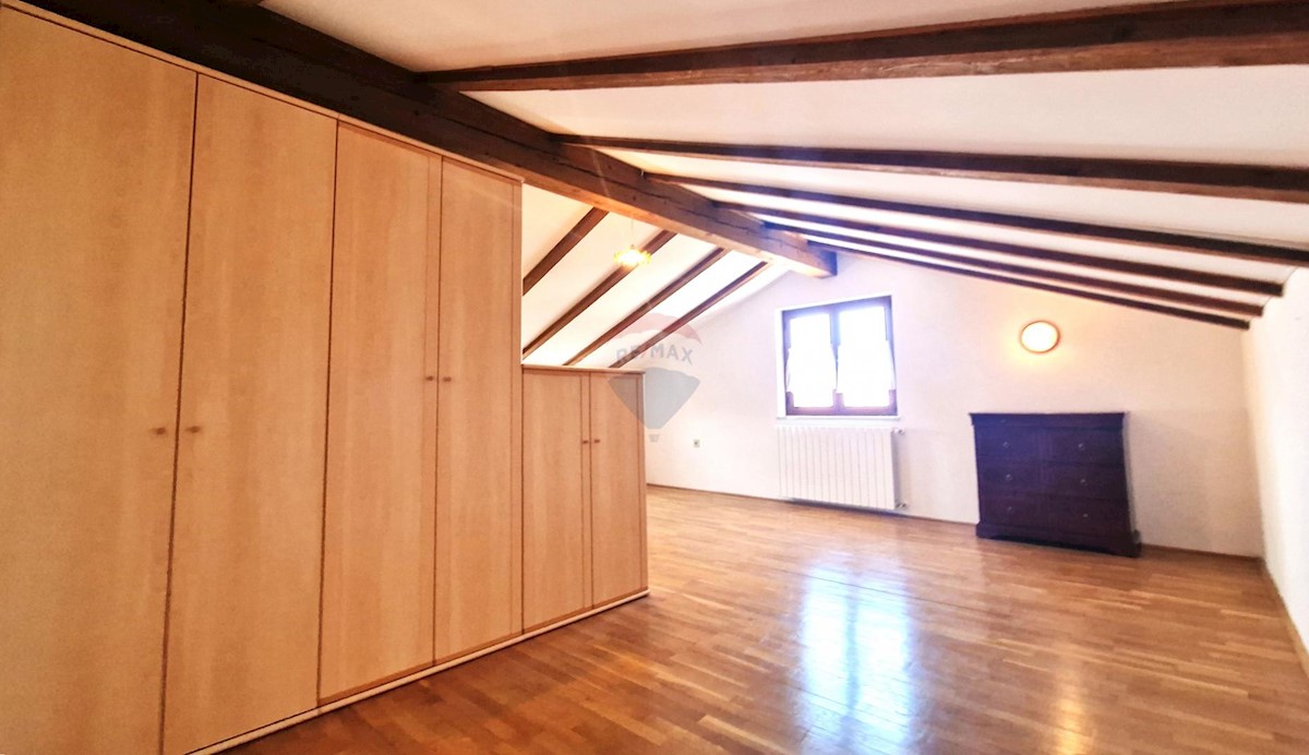 Casa Brtonigla, 600m2