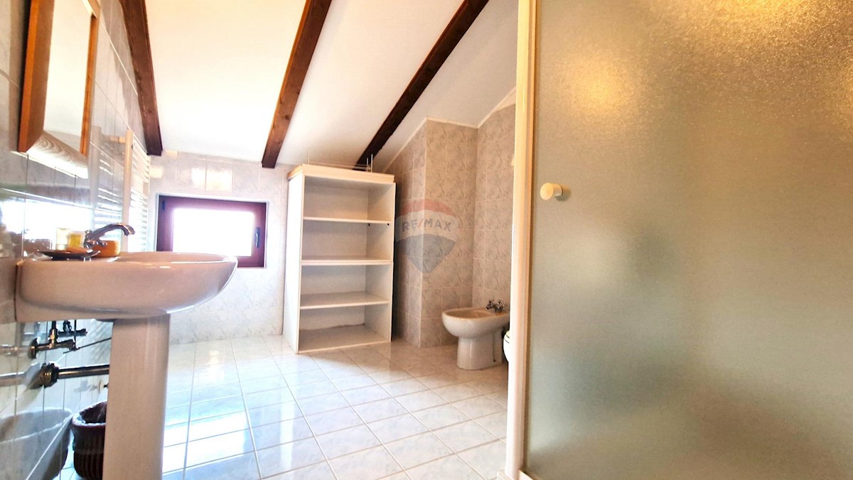 Casa Brtonigla, 600m2