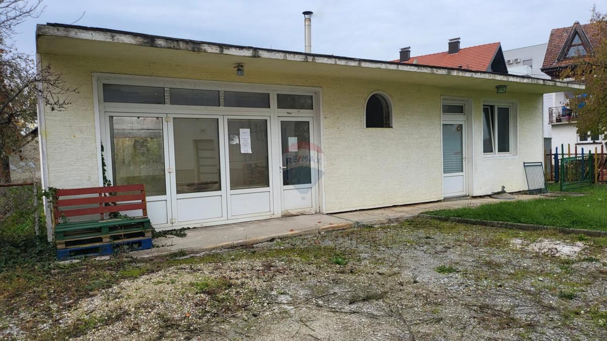 Casa Centar, Velika Gorica, 354m2