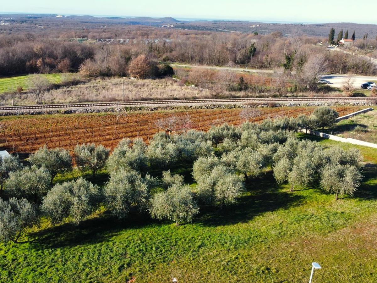 Terreno edificabile Kanfanar, 2.754m2