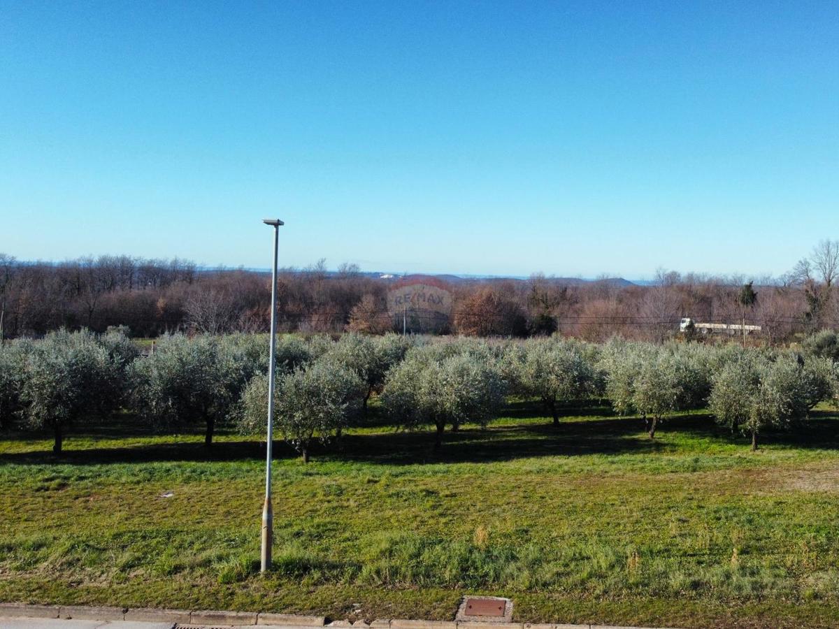 Terreno edificabile Kanfanar, 2.754m2