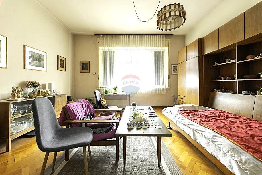 Appartamento Zvijezda, Karlovac, 82m2