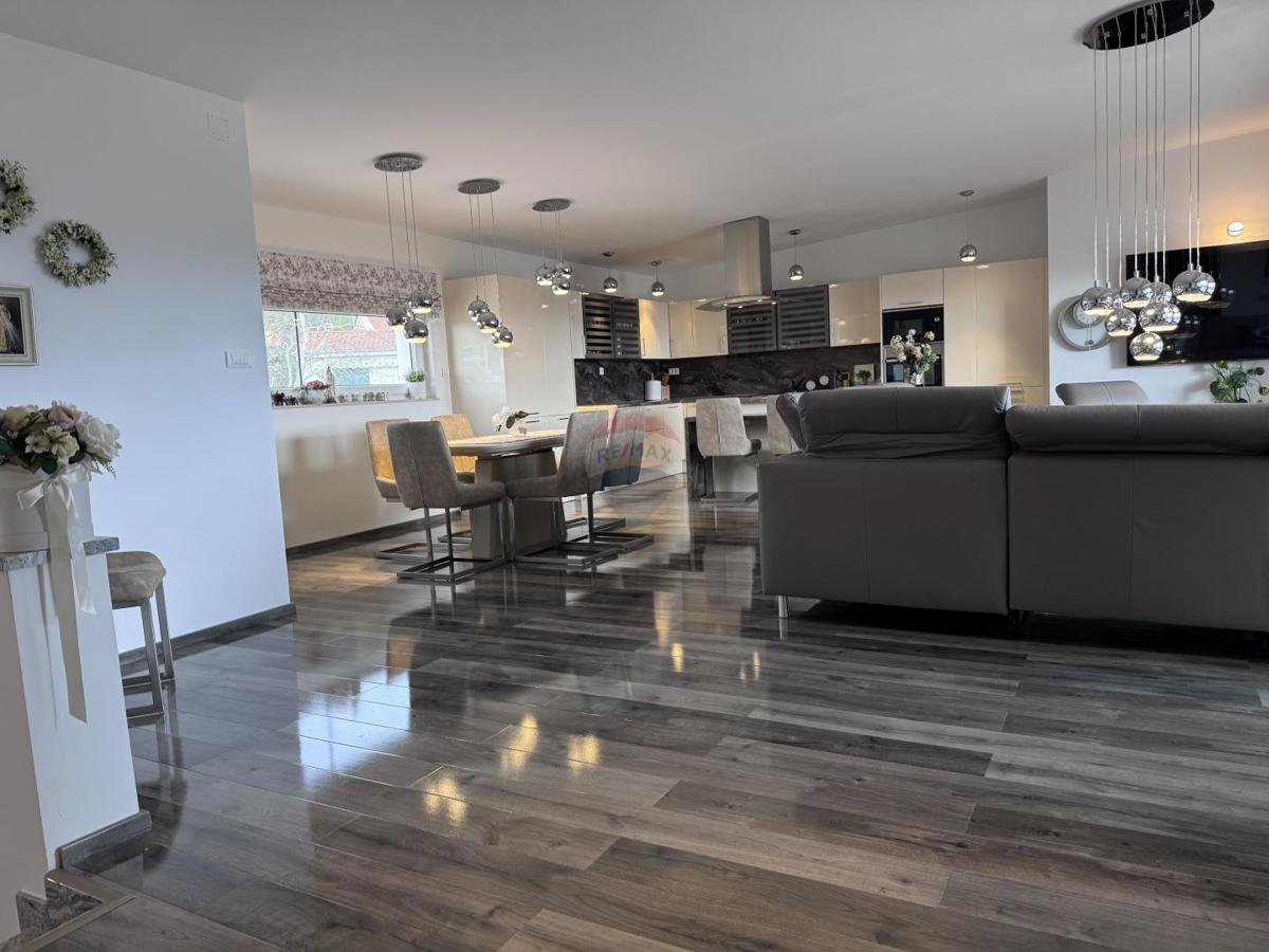 Appartamento Malinska, Malinska-Dubašnica, 192m2