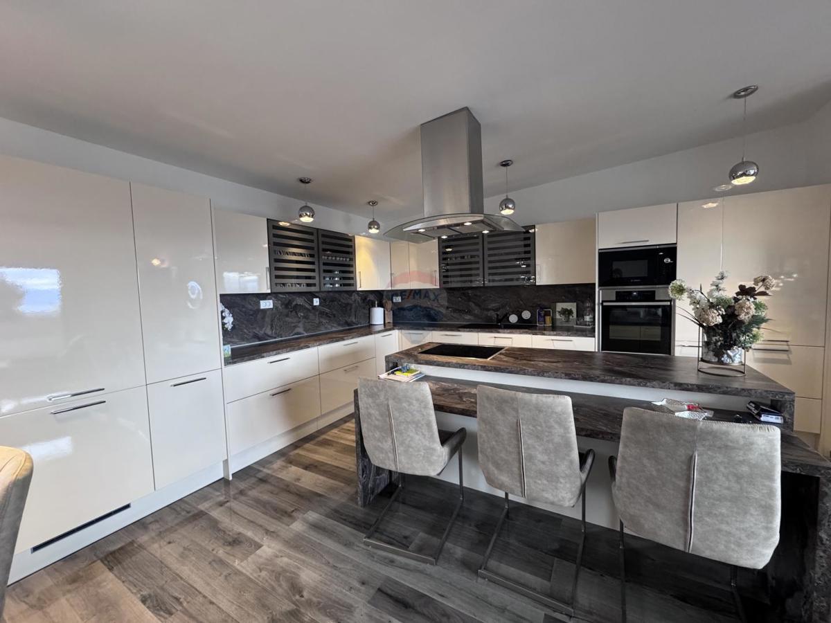 Appartamento Malinska, Malinska-Dubašnica, 192m2