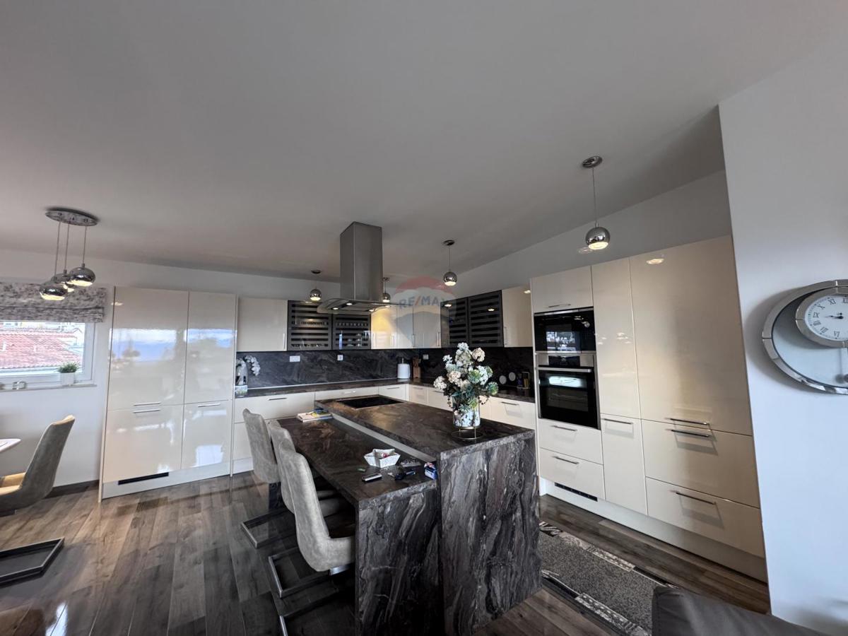 Appartamento Malinska, Malinska-Dubašnica, 192m2