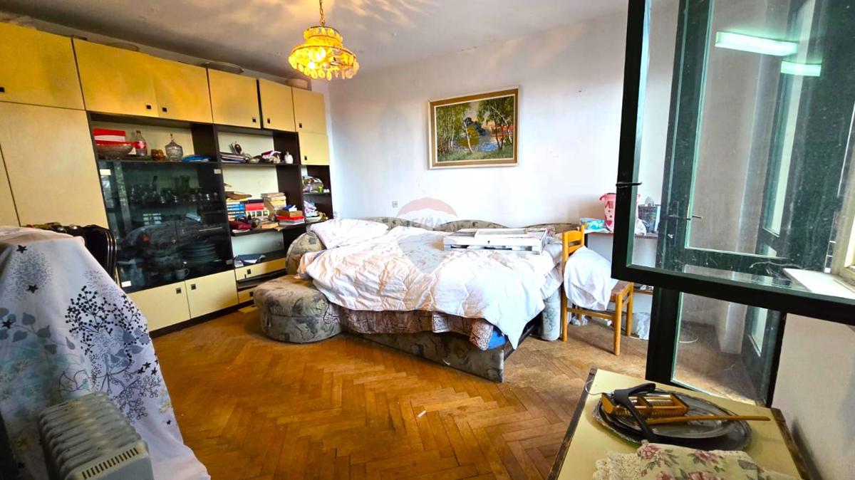 Istria, Rovigno, appartamento con 2 camere da letto, balcone, vista mare, parcheggio