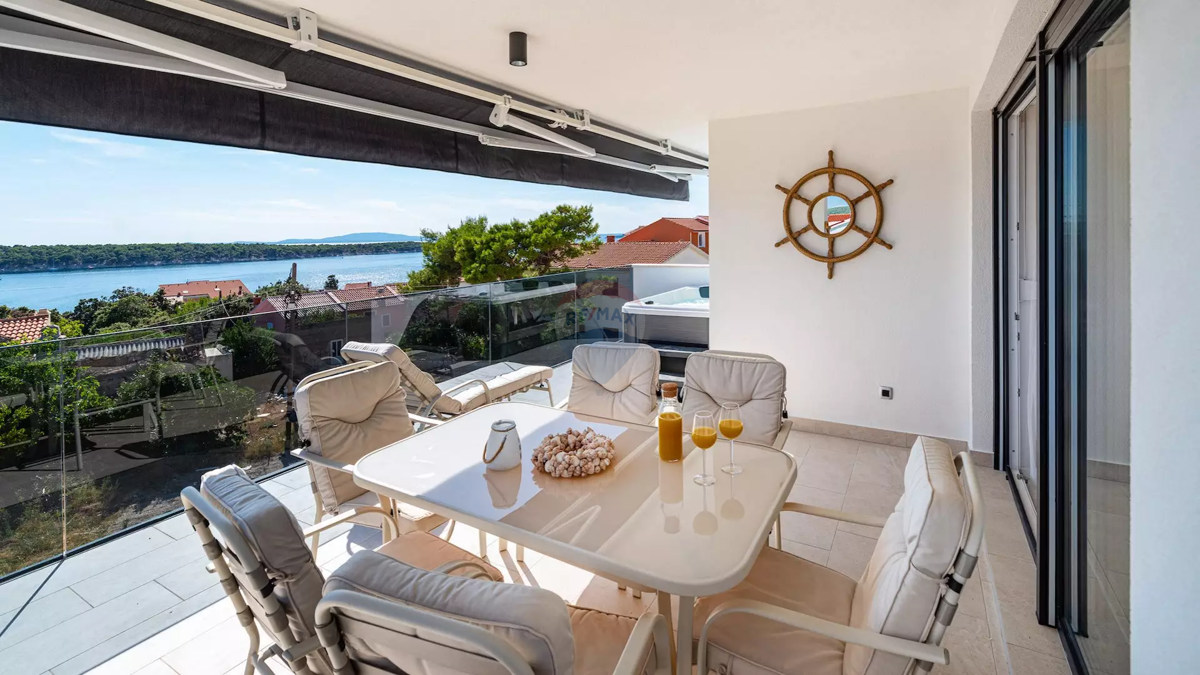 Casa Barbat na Rabu, Rab, 300m2