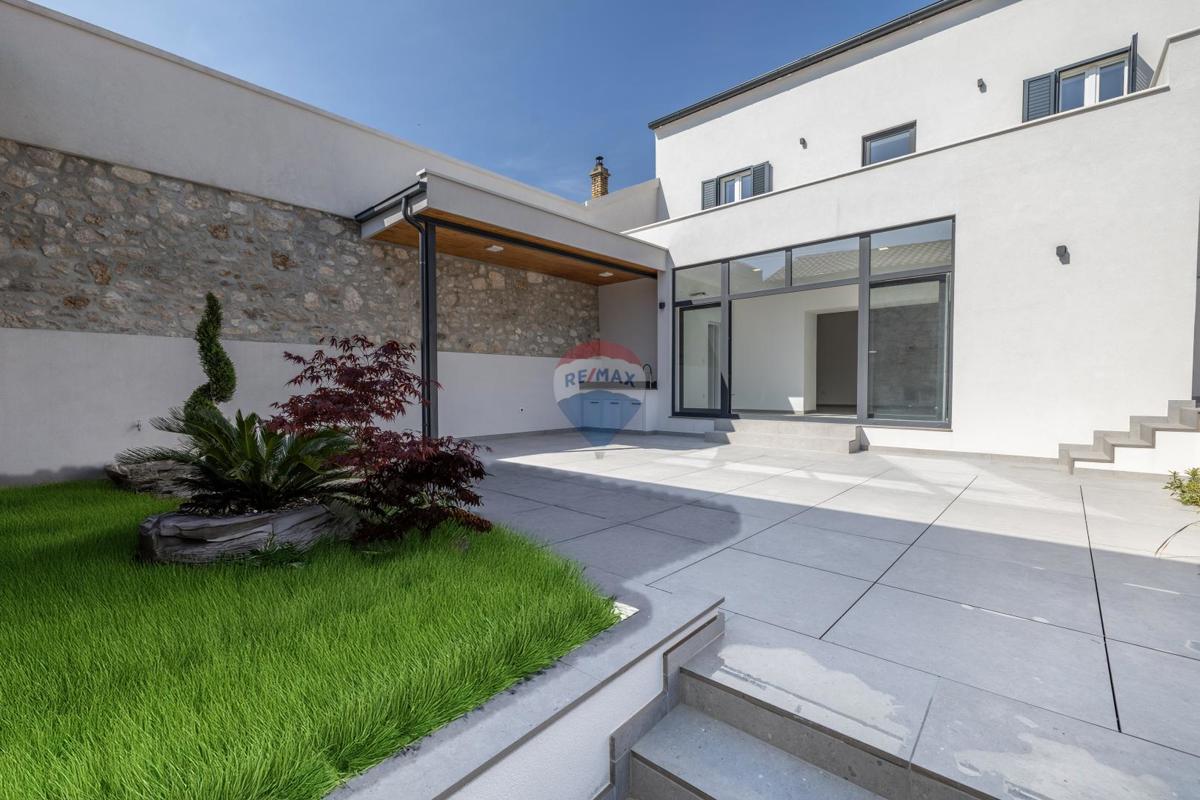 Crikvenica, Tribalj – 2 case in pietra ristrutturate