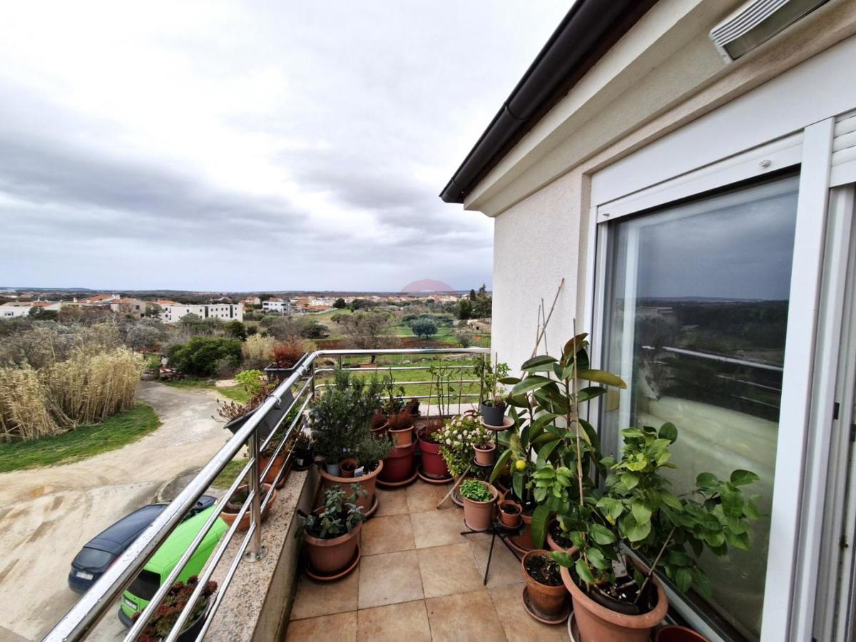 Appartamento Veli vrh, Pula, 74,77m2