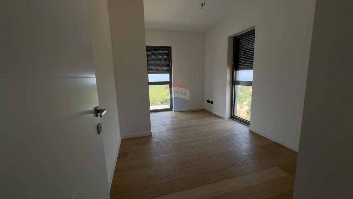 Casa Kostrena Sveta Lucija, Kostrena, 198m2