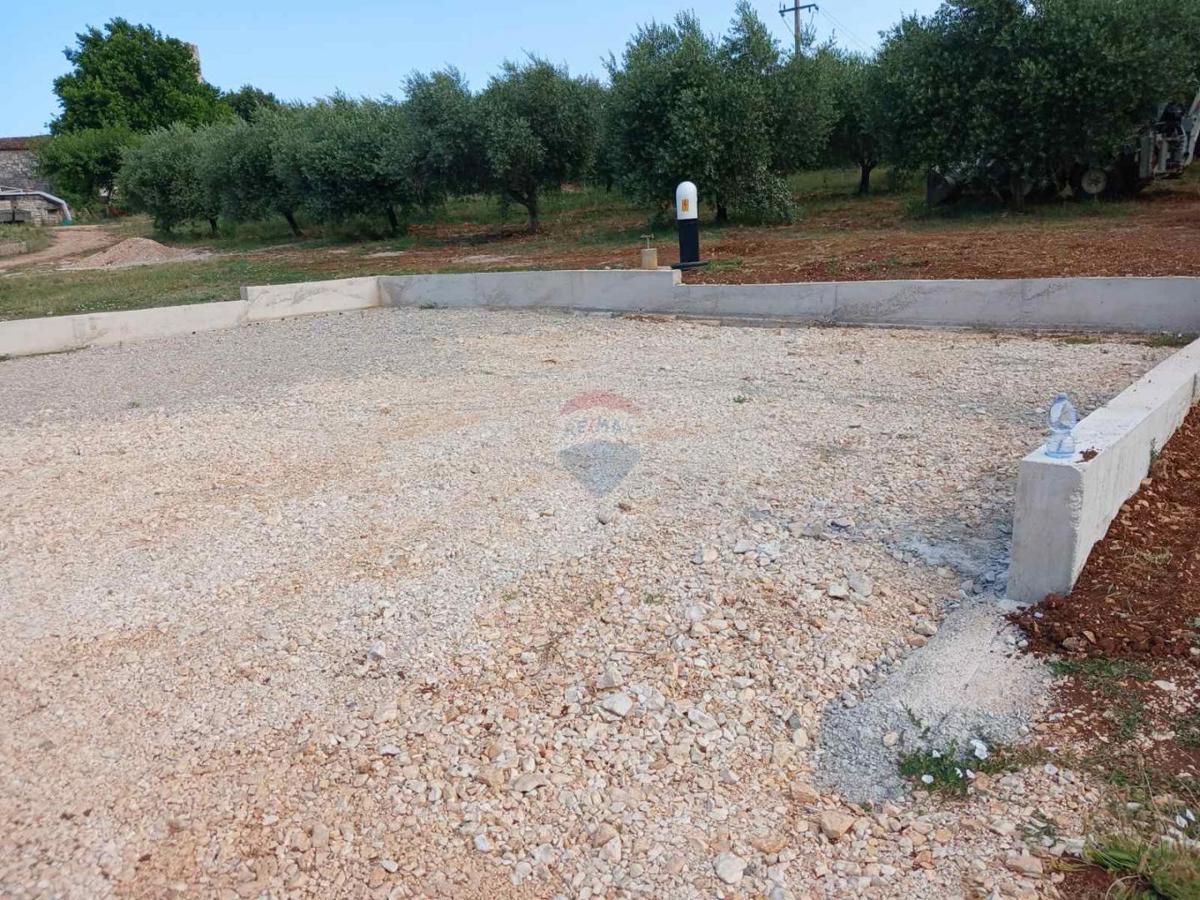 Terreno edificabile Sveti Lovreč, 1.176m2
