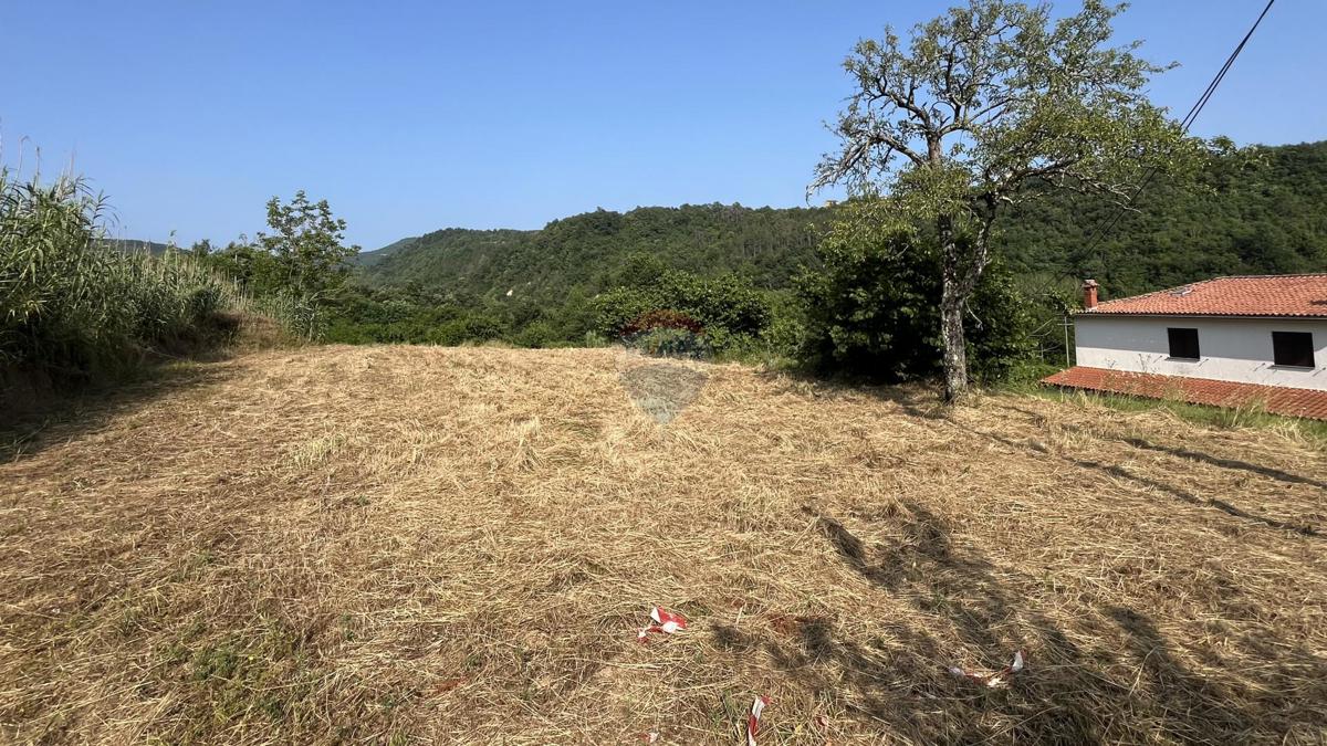 Terreno edificabile Senj, Buzet, 2.347m2