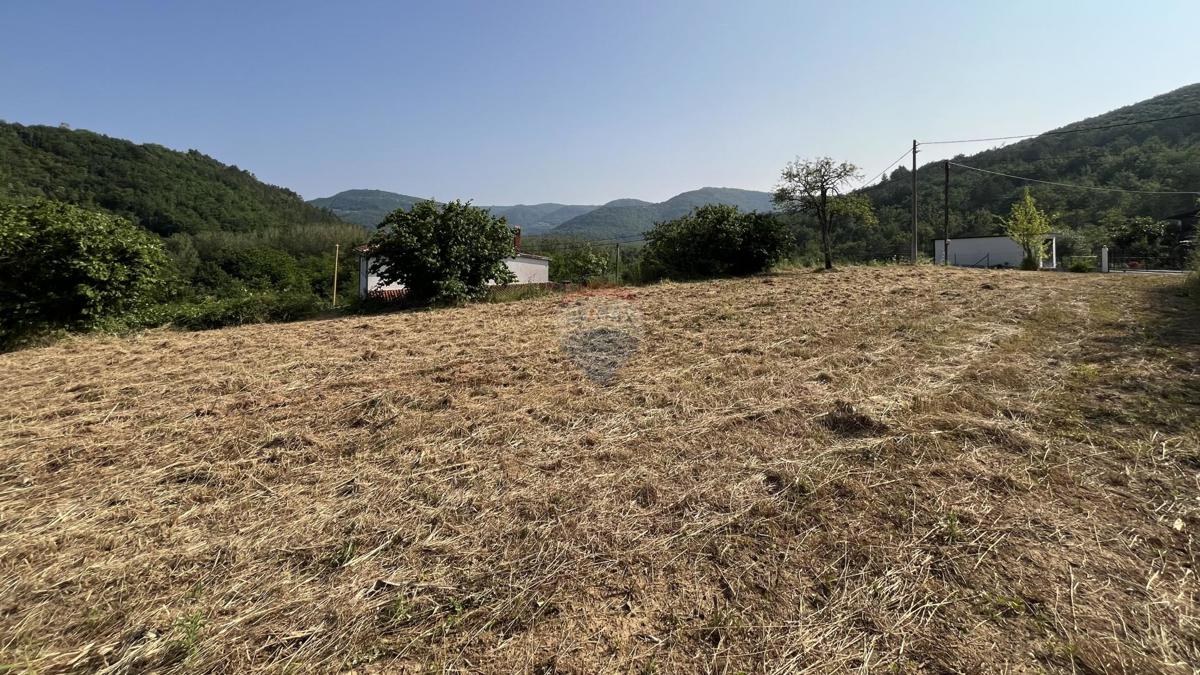 Terreno edificabile Senj, Buzet, 2.347m2