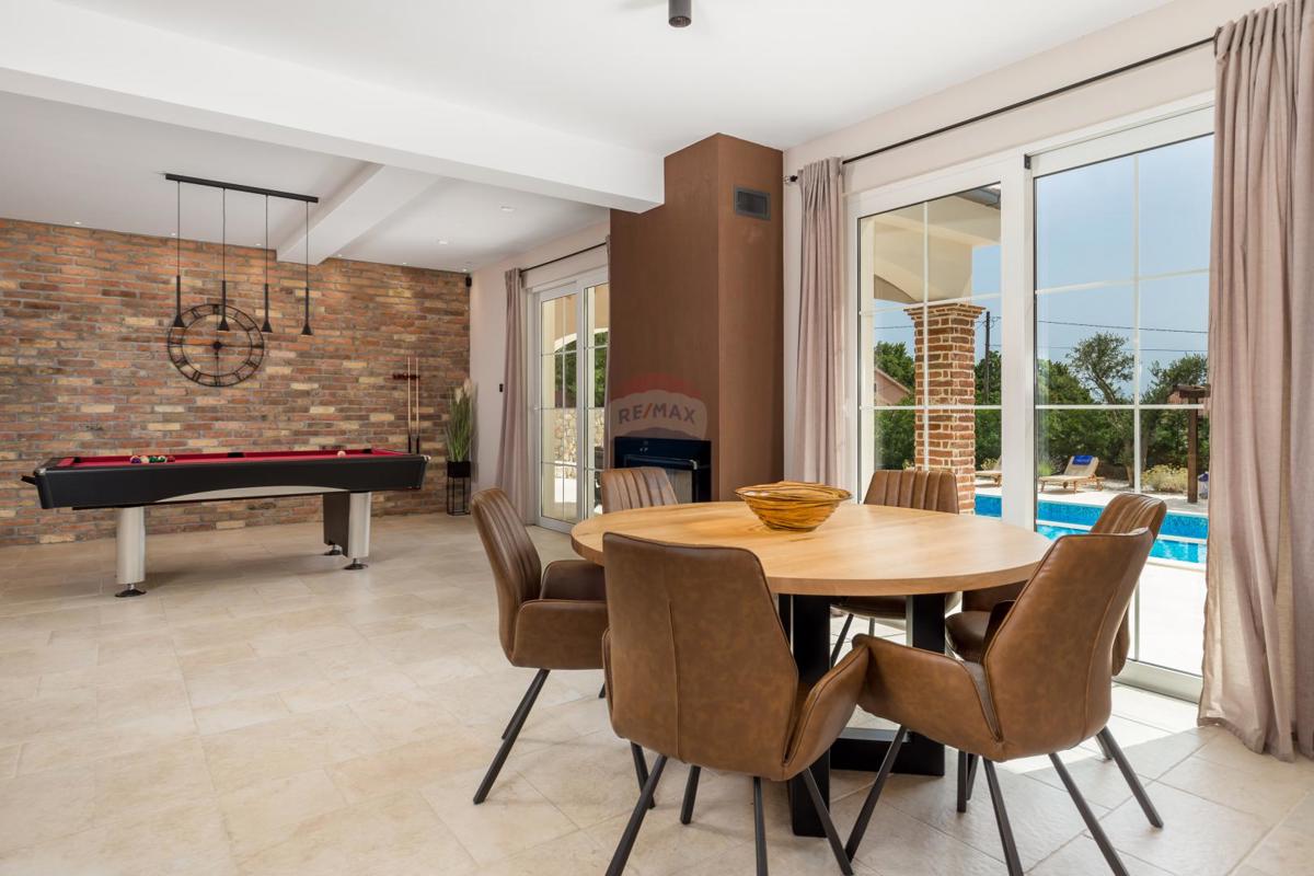 Casa Kras, Dobrinj, 240m2