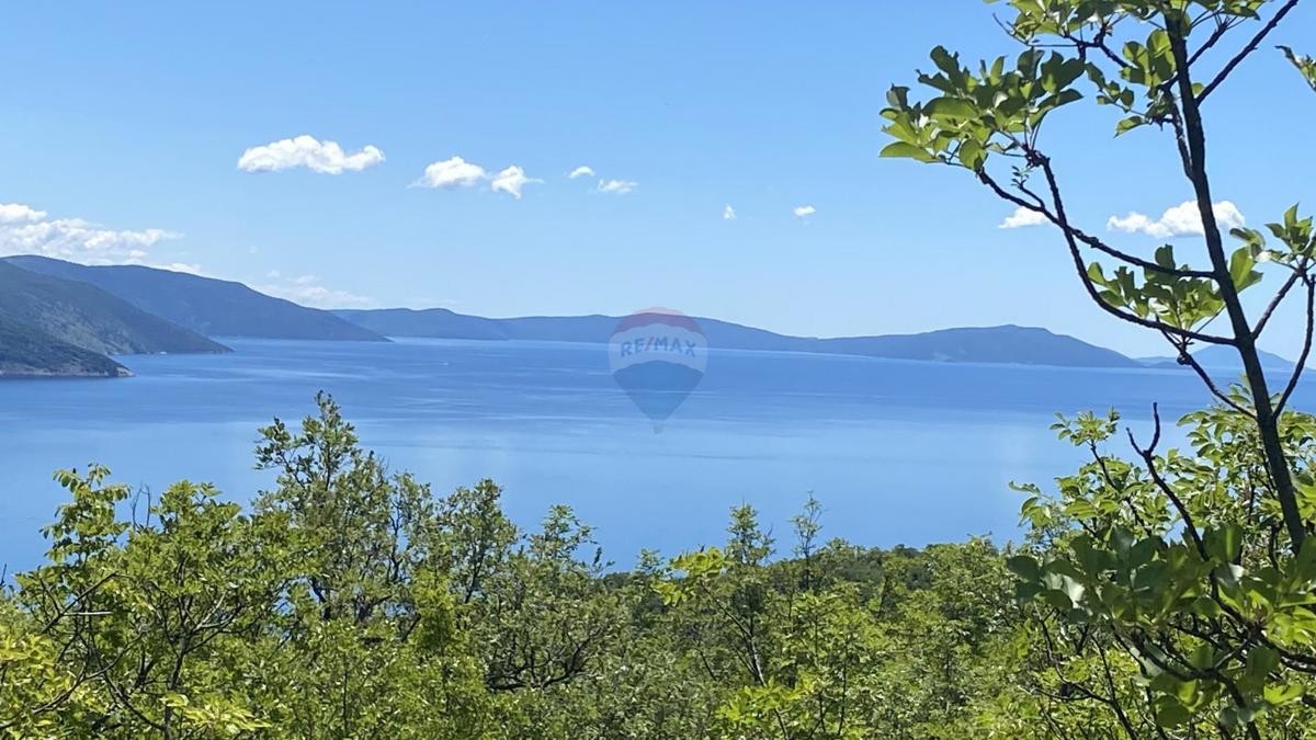 Terreno edificabile Brseč, Mošćenička Draga, 1.093m2