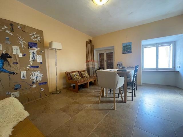 Isola di Krk, Dobrinj, casa con terrazza sul tetto e vista mare