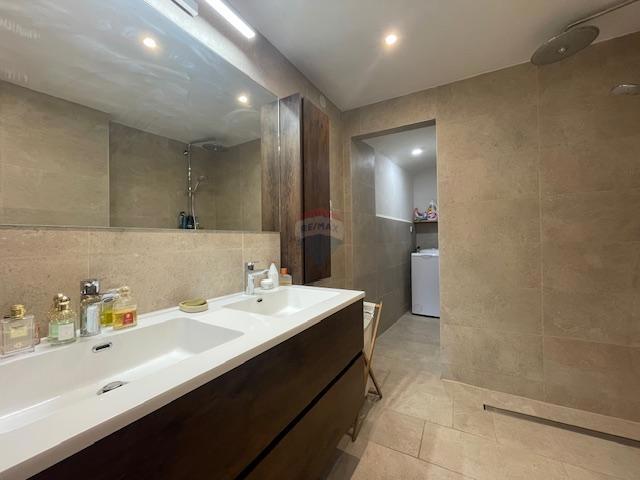 Isola di Krk, Dobrinj, casa con terrazza sul tetto e vista mare