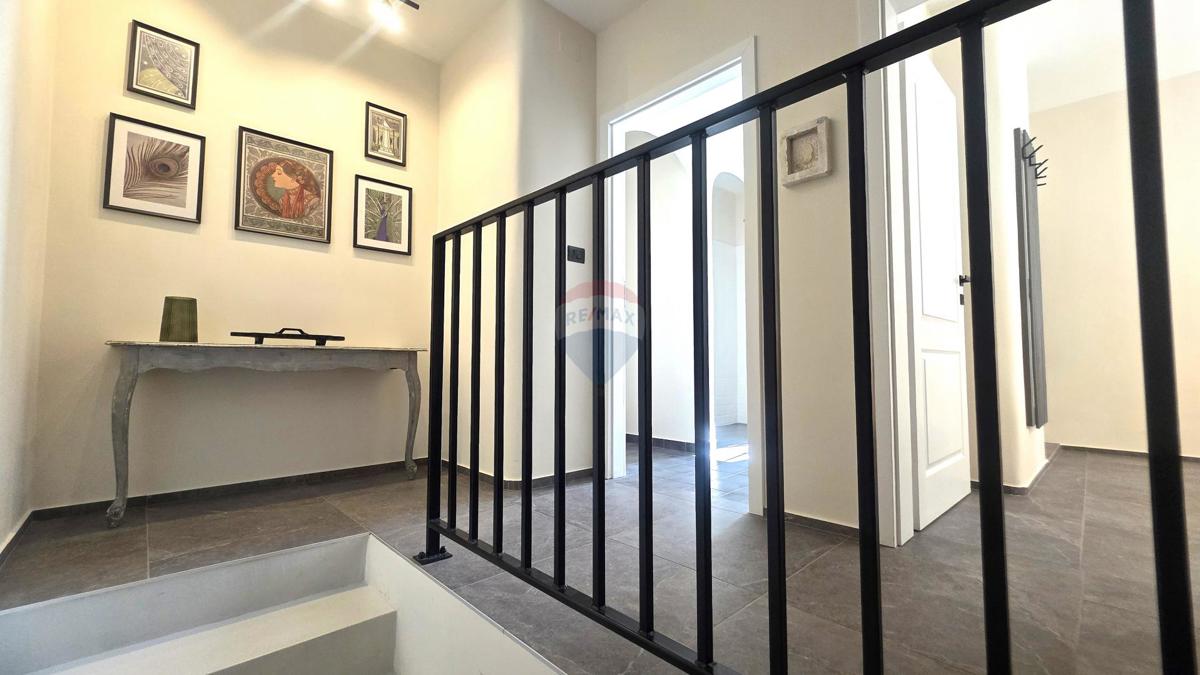 Istria, Buje-Triban – Casa ristrutturata con piscina