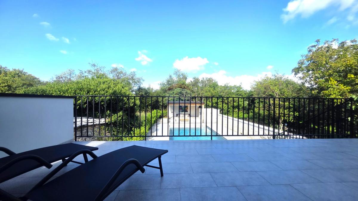 Istria, Buje-Triban – Casa ristrutturata con piscina