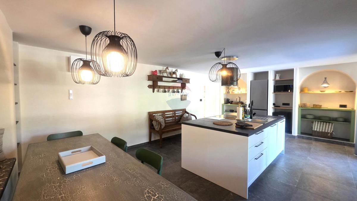 Istria, Buje-Triban – Casa ristrutturata con piscina